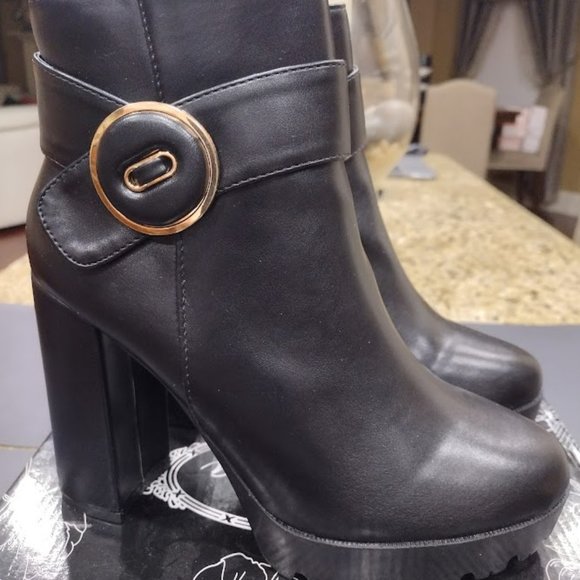 ATALINA PLATFORM BUCKLED SHORT BOOTS - Picture 3 of 15